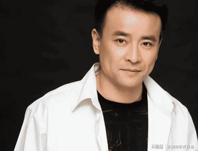 恩愛十幾年難抵殘酷現(xiàn)實(shí)？羅鋼娶小23歲郝蕾年齡差原來不算坎(圖14)